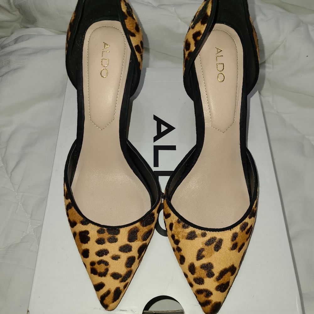 Womens shoes like new